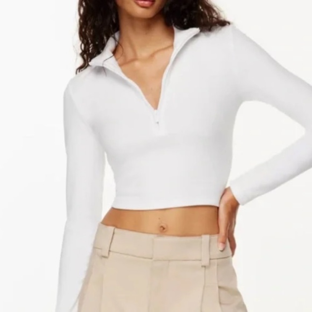 Aritzia Sunday Best Half Zip long sleeve